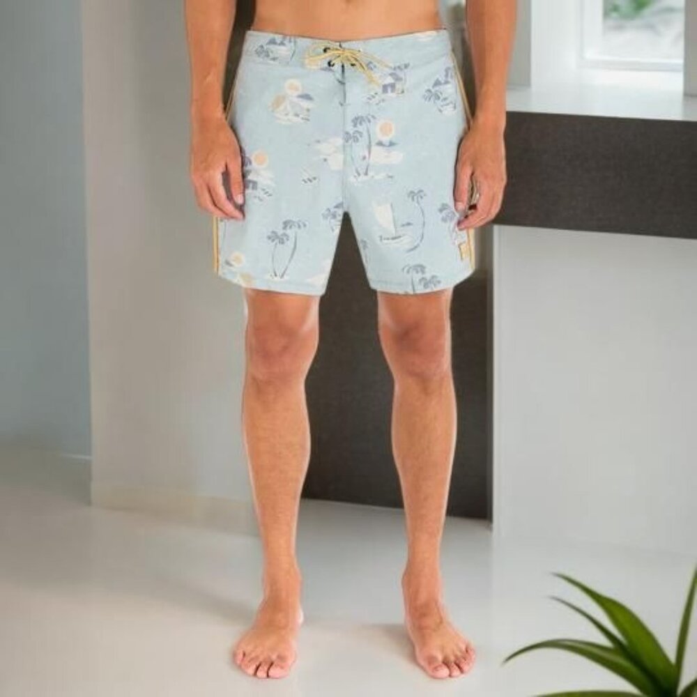 United Legwear Morning Spruce Phantom Naturals Session Board Short Size 38 NWT